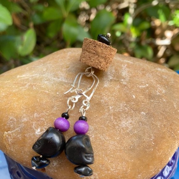 Skull purple Halloween 💀 Earrings - Picture 7 of 15